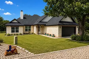 101 Eagle Point Dr, Kingsland, TX 78639 - Photo 1
