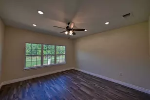 101 Eagle Point Dr, Kingsland, TX 78639 - Photo 11