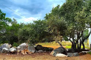 301 Knights Row St, Cottonwood Shores, TX 78657 - Photo 25