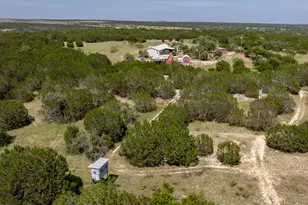 6551 Cr 208, Lampasas, TX 76550 - Photo 9