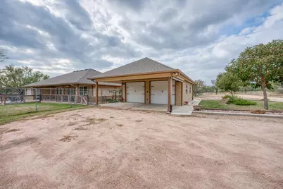 395 Lehne Loop, Buchanan Dam, TX 78609 - Photo 7