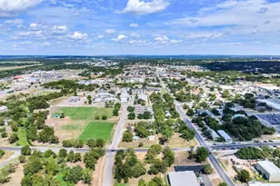 307 Avenue K, Marble Falls, TX 78654 - Photo 13