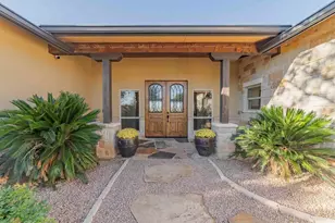 106 Kelley Ln, Horseshoe Bay, TX 78657 - Photo 3