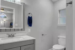 207 Elm Lodge Dr, Kingsland, TX 78639 - Photo 13