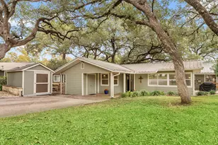 207 Elm Lodge Dr, Kingsland, TX 78639 - Photo 1