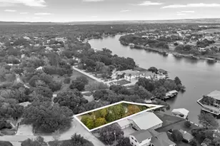 207 Elm Lodge Dr, Kingsland, TX 78639 - Photo 5