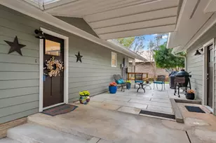 207 Elm Lodge Dr, Kingsland, TX 78639 - Photo 15