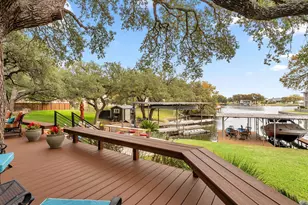207 Elm Lodge Dr, Kingsland, TX 78639 - Photo 3