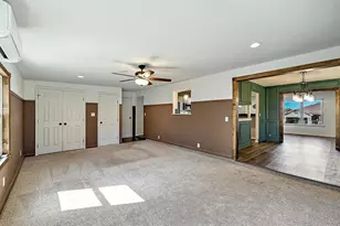 551 N Grange, Bertram, TX 78605 - Photo 17