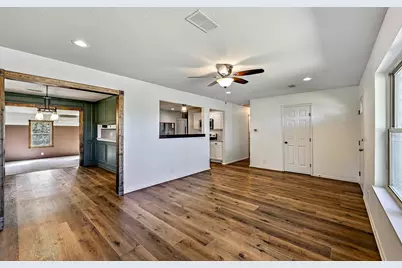 551 N Grange, Bertram, TX 78605 - Photo 7