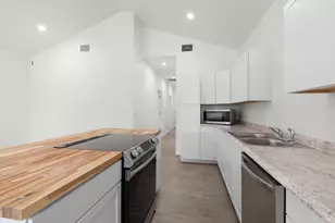 870-872 Waco, Kingsland, TX 78639 - Photo 9