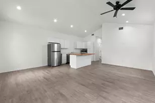 870-872 Waco, Kingsland, TX 78639 - Photo 19