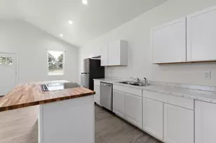 870-872 Waco, Kingsland, TX 78639 - Photo 21