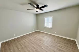 705 Sunrise Ave, Sunrise Beach, TX 78643 - Photo 15