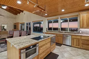 450 Threadgill Ranch Rd, Burnet, TX 78611 - Photo 25