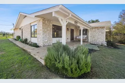 419 Avenue E, Marble Falls, TX 78654 - Photo 3