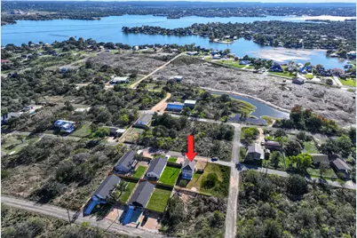 303 Cedarhill, Granite Shoals, TX 78654 - Photo 3