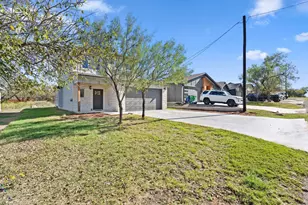 853 Cypress Ln, Cottonwood Shores, TX 78657 - Photo 3