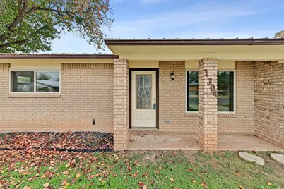 1304 E Luce Street, Llano, TX 78643 - Photo 3