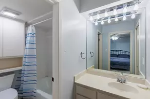 704 Horseshoe Bay Blvd, Horseshoe Bay, TX 78657 - Photo 11