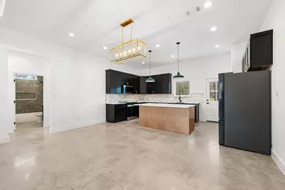 830 Woodland Hills Dr, Granite Shoals, TX 78654 - Photo 7