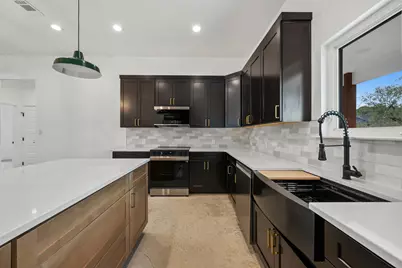 830 Woodland Hills Dr, Granite Shoals, TX 78654 - Photo 11