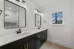 830 Woodland Hills Dr, Granite Shoals, TX 78654 - Photo 17