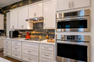 115 Rivalto Dr, Horseshoe Bay, TX 78657 - Photo 3