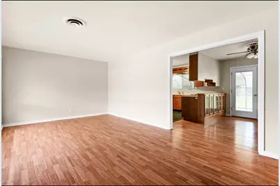 13 Perkins, Lampasas, TX 76550 - Photo 3