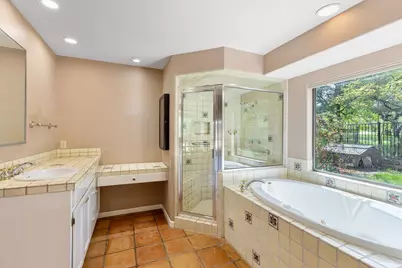 206 Blue Ground, Horseshoe Bay, TX 78657 - Photo 17