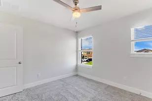 525 Longmount Cv, Liberty Hill, TX 78642 - Photo 23