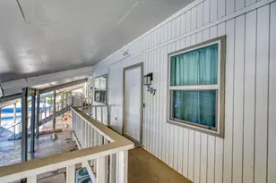 104 Cove E, Horseshoe Bay, TX 78657 - Photo 5