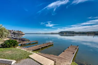 104 Cove East #207, Horseshoe Bay, TX 78657 - Photo 21