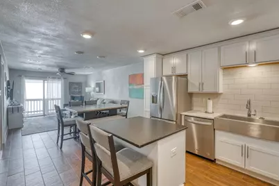 104 Cove East #207, Horseshoe Bay, TX 78657 - Photo 7