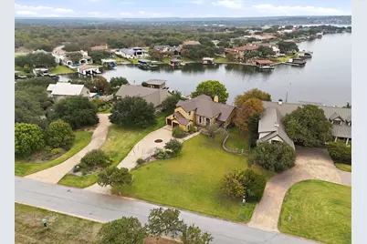 325 W Wilderness Drive, Marble Falls, TX 78654 - Photo 29
