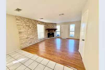 601 Free Rein Unit 2, Horseshoe Bay, TX 78657 - Photo 3