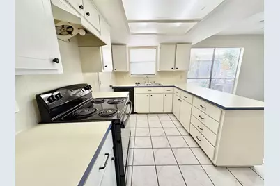 601 Free Rein Unit 2, Horseshoe Bay, TX 78657 - Photo 11