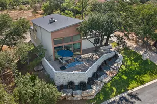 820 Broken Arrow, Horseshoe Bay, TX 78657 - Photo 1