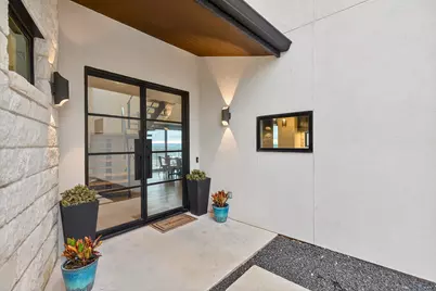 209 Dalton Cir, Horseshoe Bay, TX 78657 - Photo 5