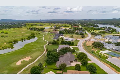 408 Legends Parkway, Kingsland, TX 78639 - Photo 3