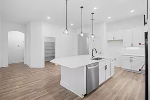 181 Slenderleaf Dr, Marble Falls, TX 78654 - Photo 13