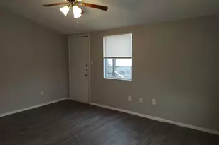 501 S Ave N, Marble Falls, TX 78654 - Photo 7