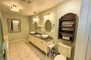 105 Bluebird Cir, Highland Haven, TX 78654 - Photo 19