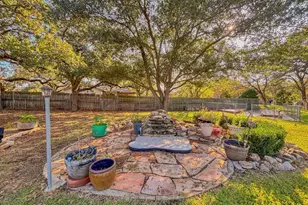 105 Bluebird Cir, Highland Haven, TX 78654 - Photo 23