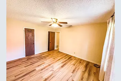 105 Bluebird Circle, Highland Haven, TX 78654 - Photo 9