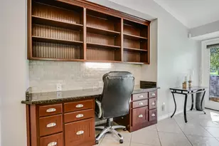 100 Bay Point Dr, Horseshoe Bay, TX 78657 - Photo 7