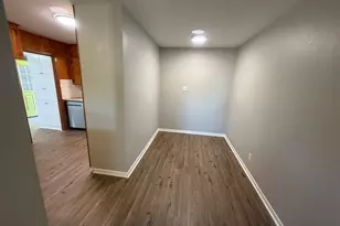 176 W Sweetbriar Dr, Granite Shoals, TX 78654 - Photo 9