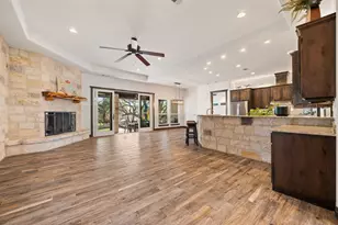 303 Emerald Way, Horseshoe Bay, TX 78657 - Photo 7