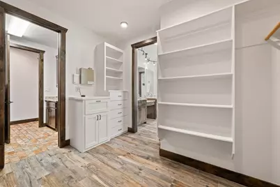 303 Emerald Way, Horseshoe Bay, TX 78657 - Photo 19