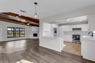 312 Evergreen St, Burnet, TX 78611 - Photo 5